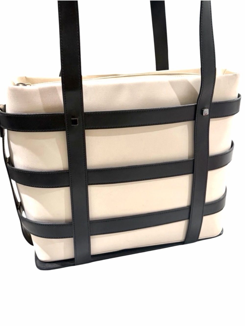 Cage bag cream with black cage